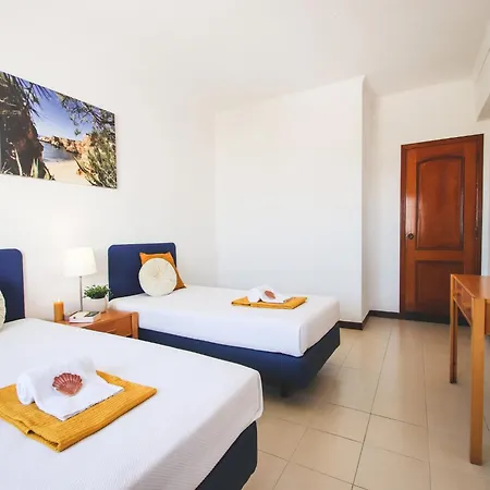 Apartment In Albufeira With Stunning Sea Views *