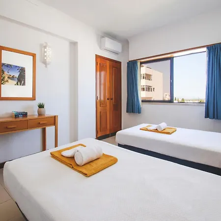 Apartment In Albufeira With Stunning Sea Views Albufeira