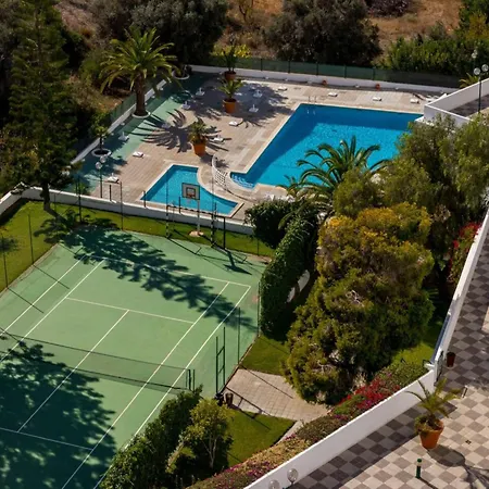 Apartment In Albufeira With Stunning Sea Views